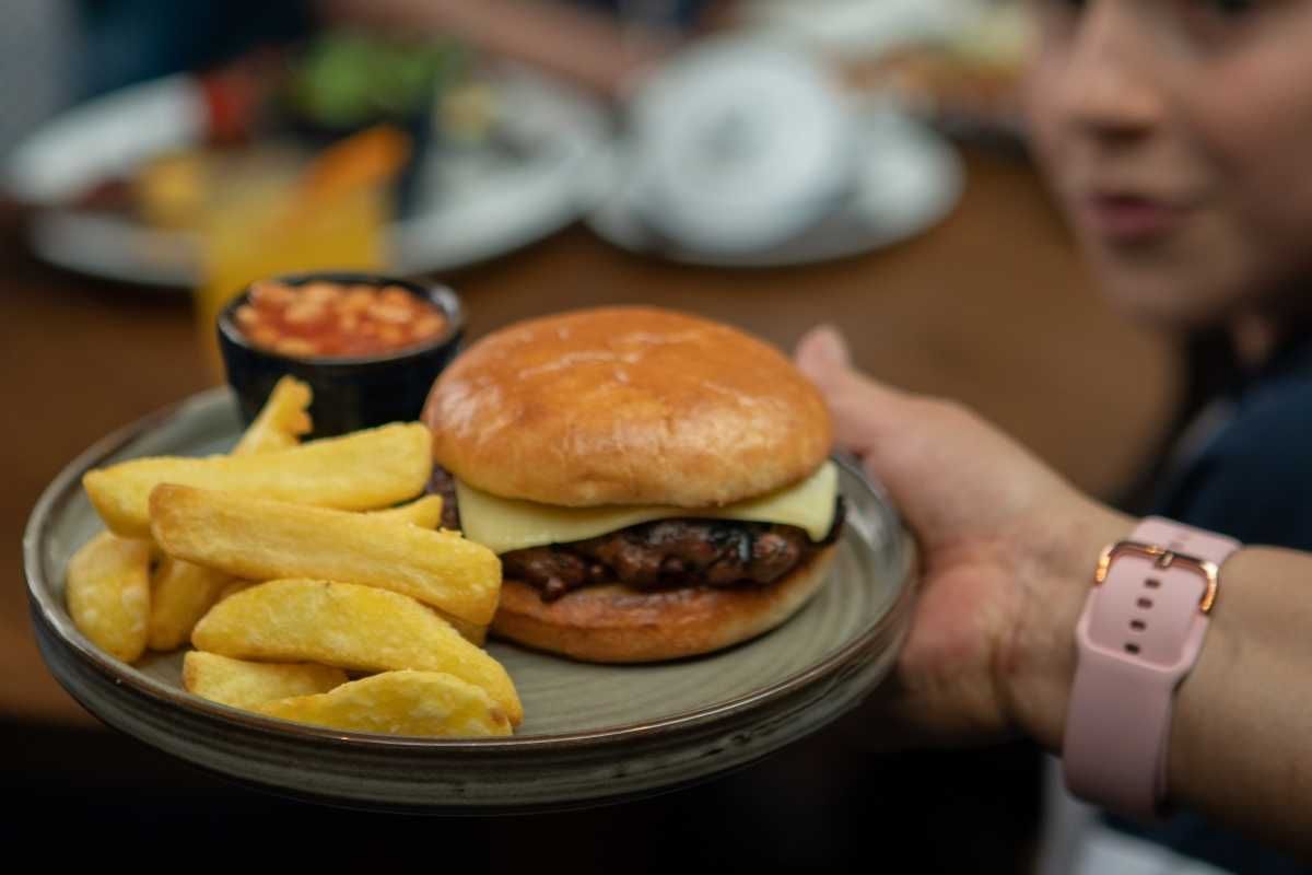 Kids Eat For £1 at the George Inn